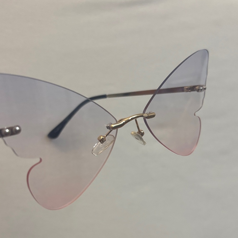 Butterfly Shaped Sunglasses - Pink and Gold